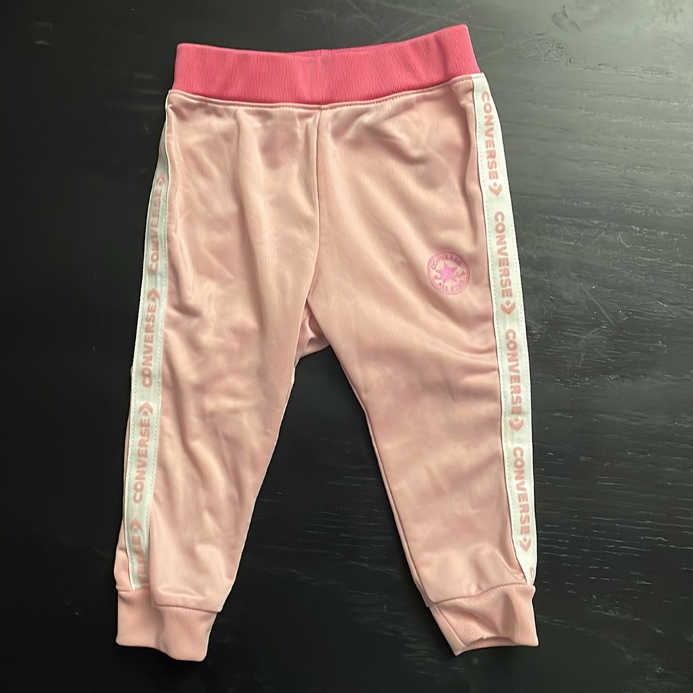Converse sweatpants size 18M